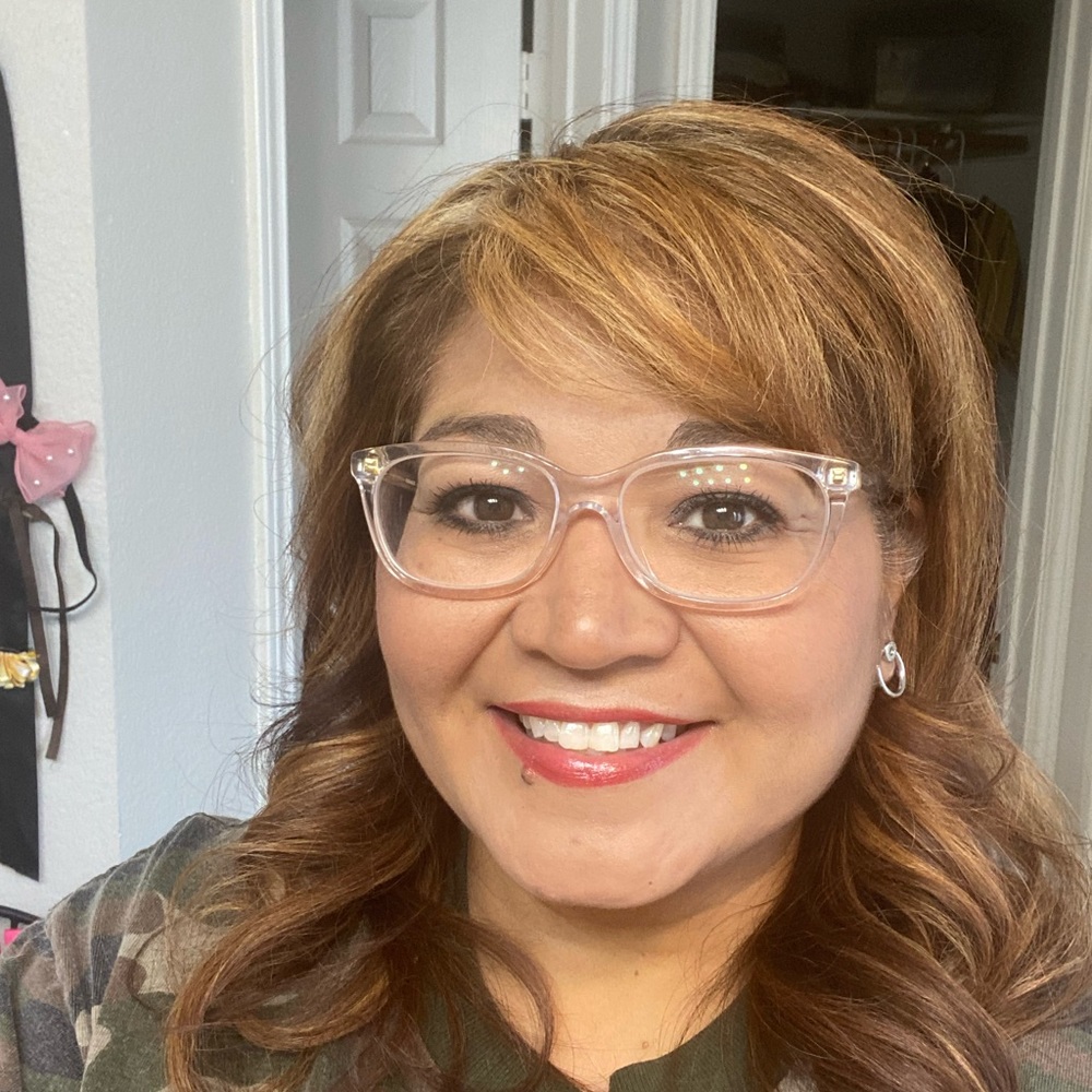 Meet your Posher, Rachel